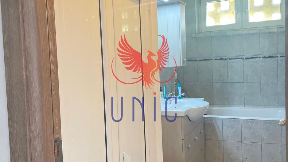 4 camere decomandate, etaj 2, centrala termica - Valea Rosie - Poză 25