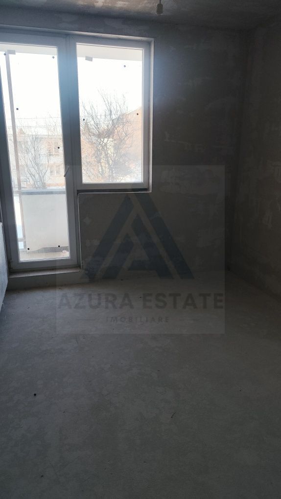 Apartament 3 camere etaj 1 cu 2 balcoane parcare privata in Cisnadie - Poză 2