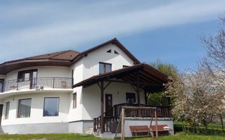 Casa solara si spatioasa, curte 700 mp - Cisnadie - Sibiu - Poză 2