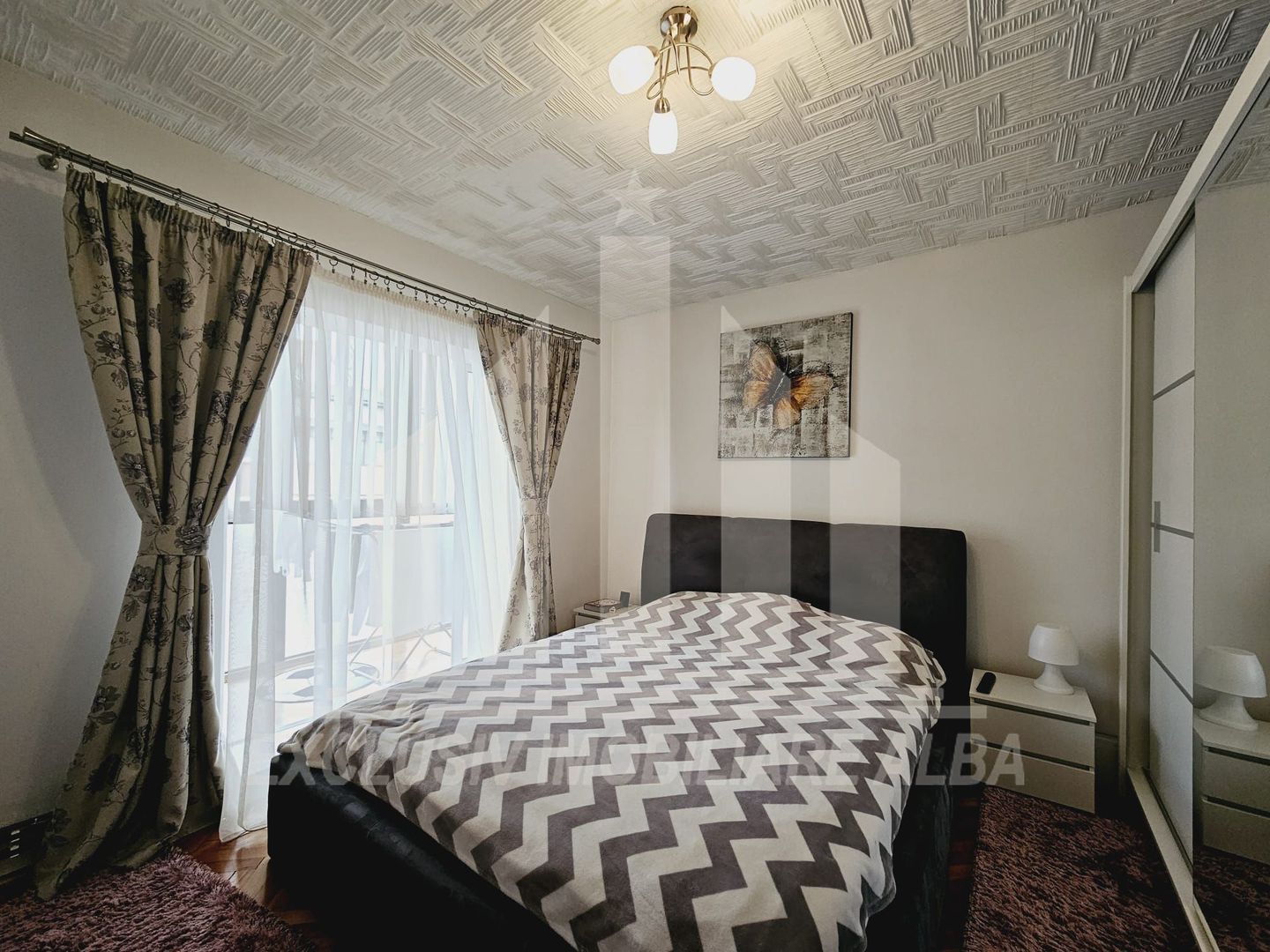 Apartament cu 3 camere decomandate, Cetate - Poză 5