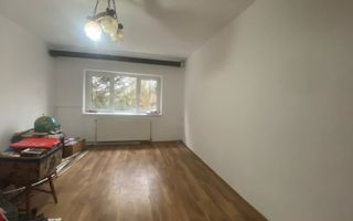 Vanzare apartament cu 3 camere,etajul 1,decomandat - M3, Târgoviște - Poză 5