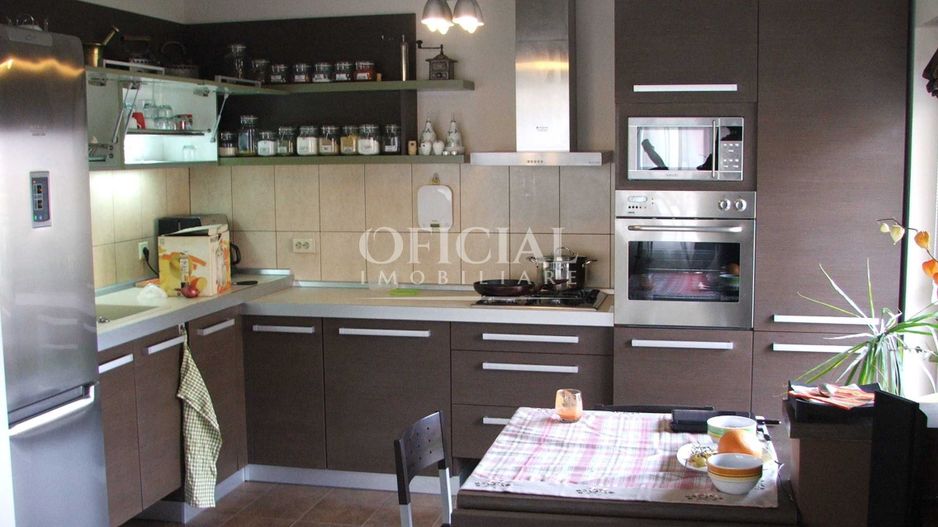 Casa tip duplex | 2 Parcari | Curte | Zona Parcul Poligon | Floresti - Poză 4