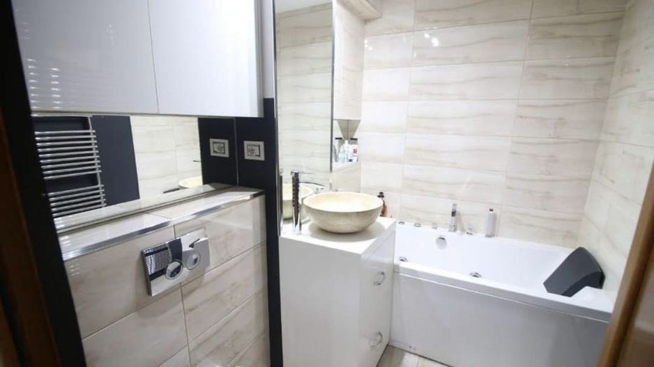 De inchiriat apartament 2 camere decomandat - 67 mp - Micro 21 - Poză 5