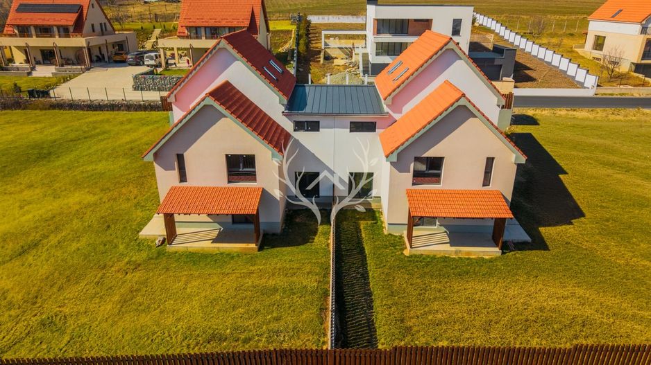 Casa individuala/cuplata prin ga, 221 mp utili, teren 523 mp - Poză 1