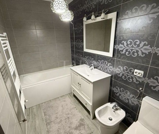 Apartament de 2 camere cu balcon generos, Florilor, Florești. - Poză 7