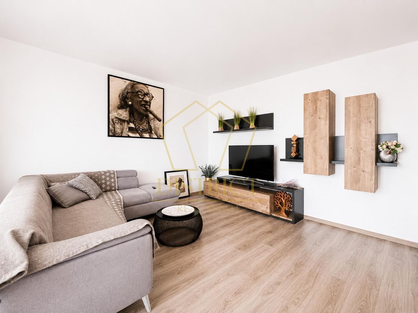 Apartament cu 2 camere | Soarelui - Poză 1