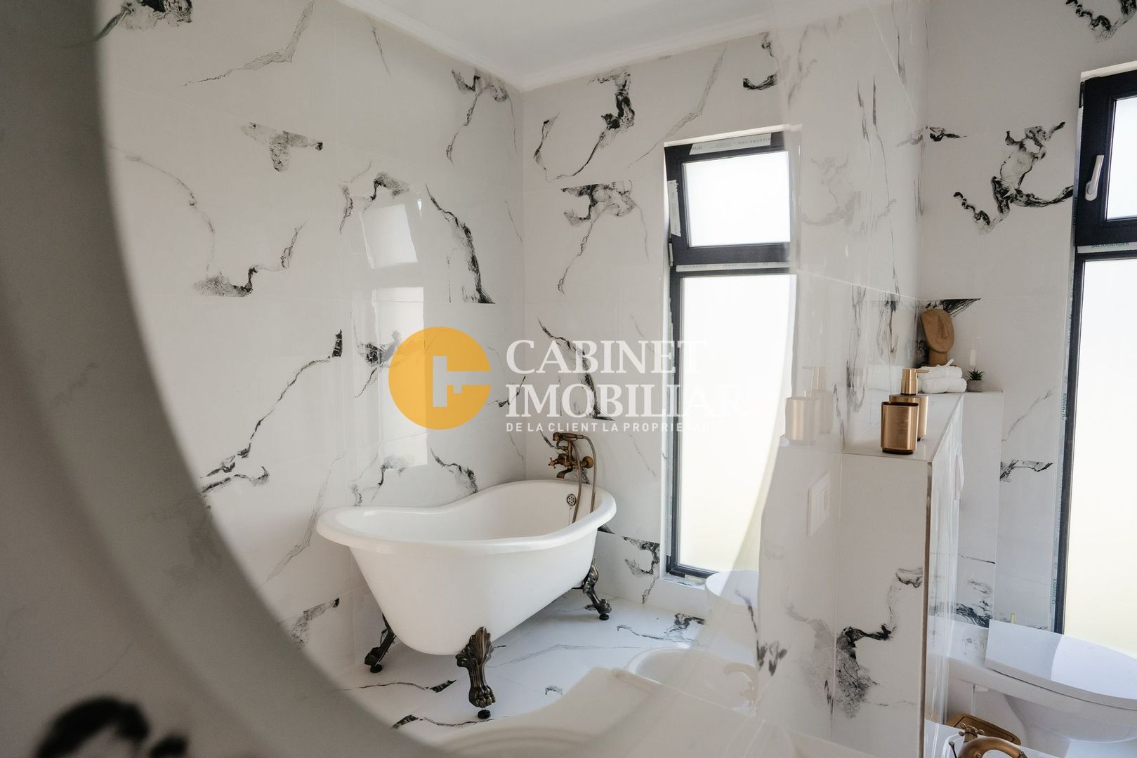 Casa individuala LA ASFALT - parter - PREMIUM - Visan, Bucium - Poză 8