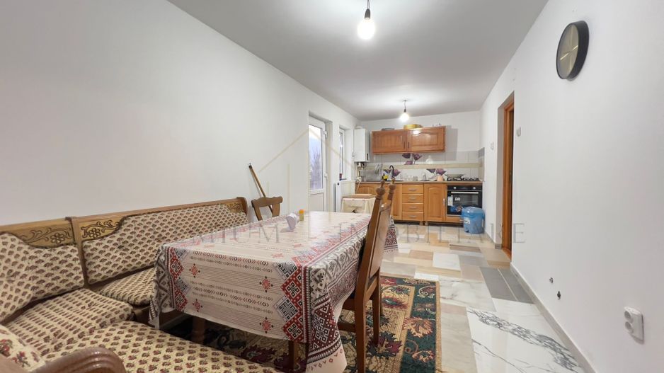 Casă renovată 2025 de vânzare în Cireșoaia - Poză 4