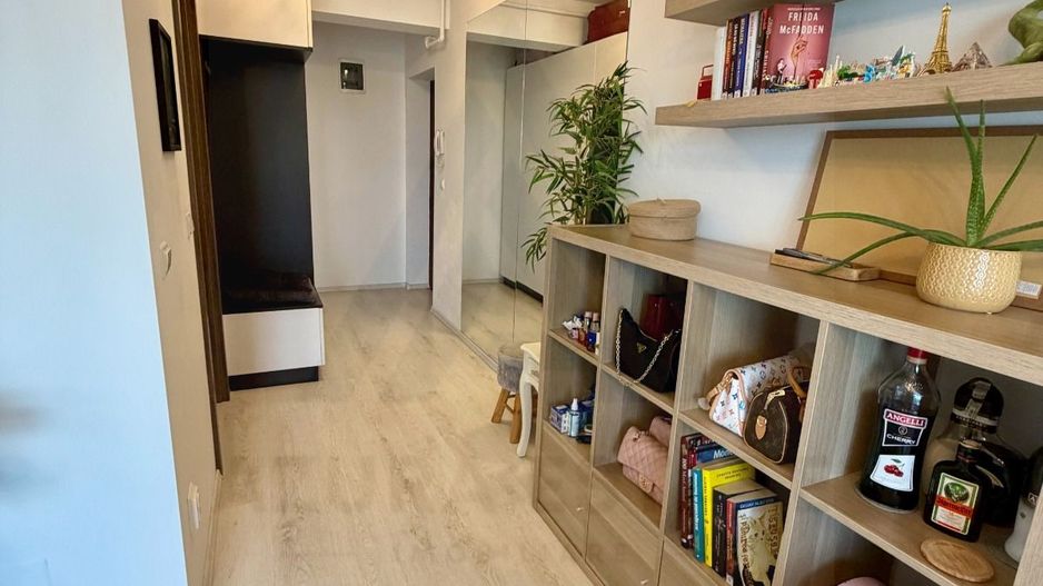 Apartament premium 3 camere etaj 2 cu lift si terasa Calea Surii Mici - Poză 9