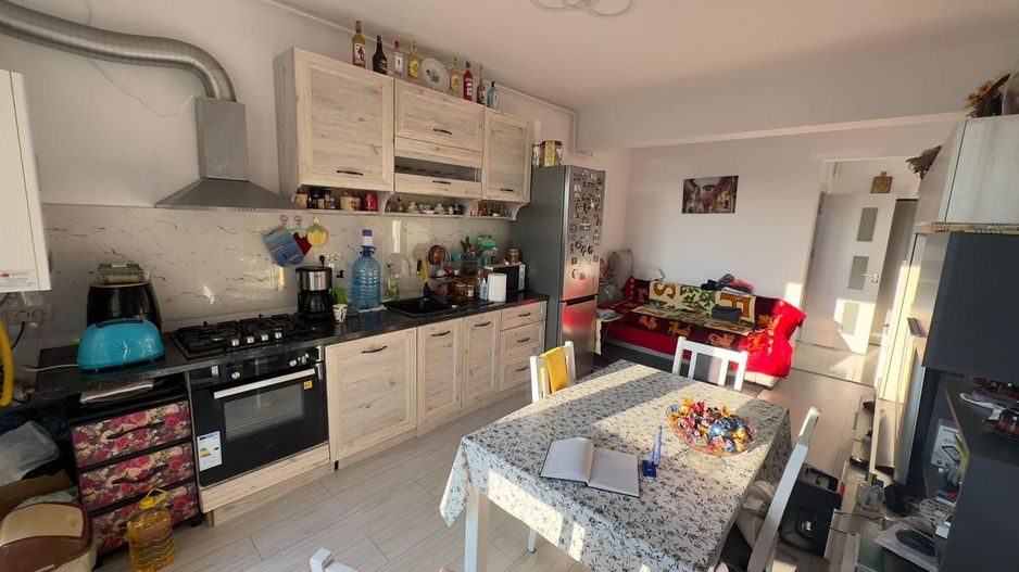 STUDIO - PARCARE INCLUSA, DORMITOR SEPARAT, BLOC NOU, CENTRALA - Poză 3