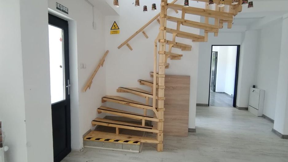 🏡 Casă de închiriat – 210 mp + curte 100 mp – Zona Buzești, Victoriei - Poză 10