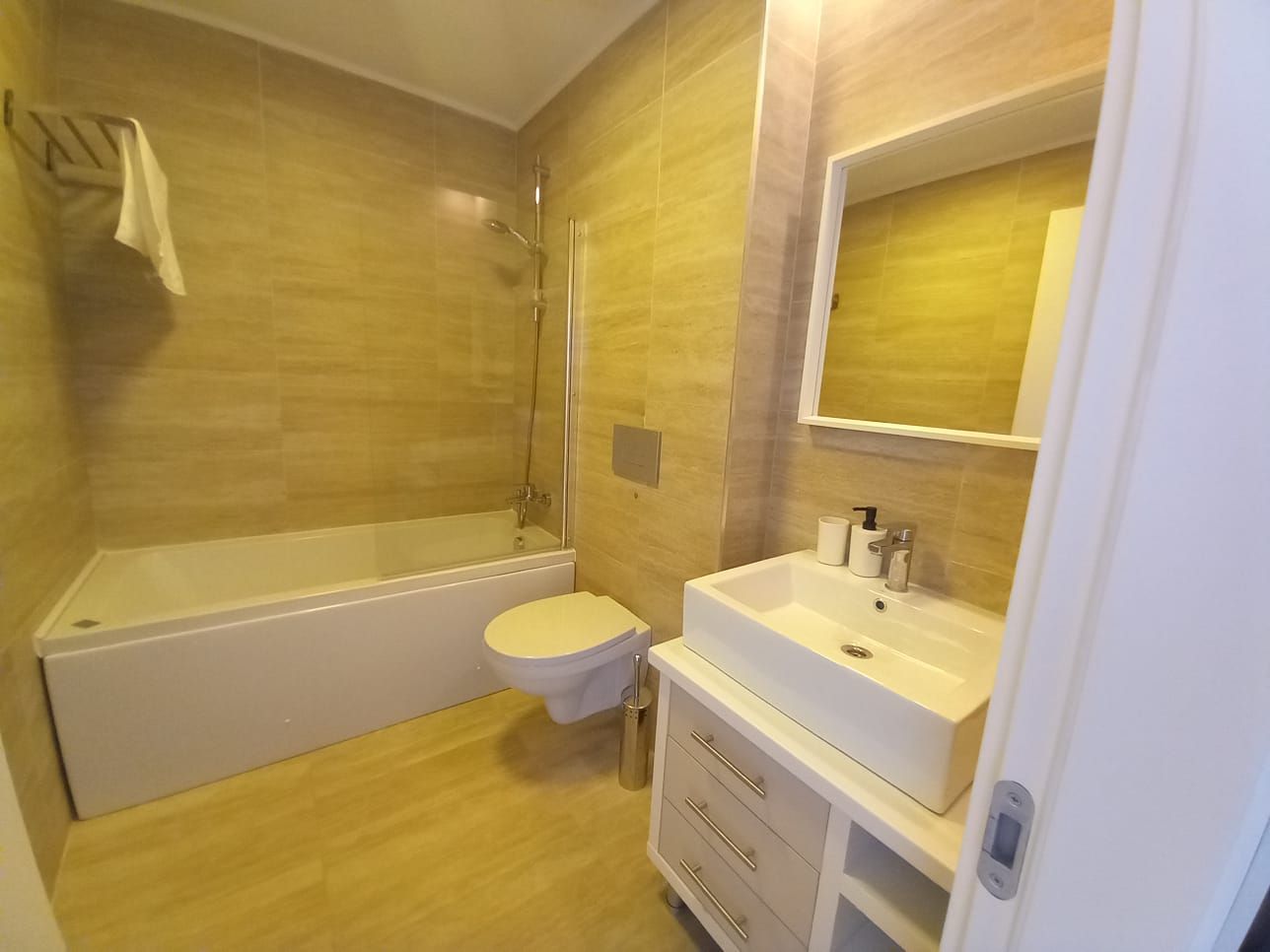 Apartament 3 camere Ansamblul Rezidential Cosmopolis - Poză 8