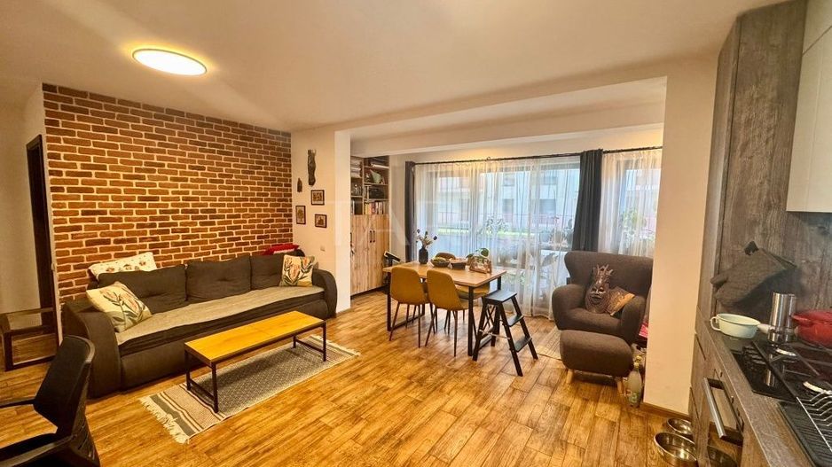 Apartament 2 camere cu terasă, zona VIVO - Poză 2