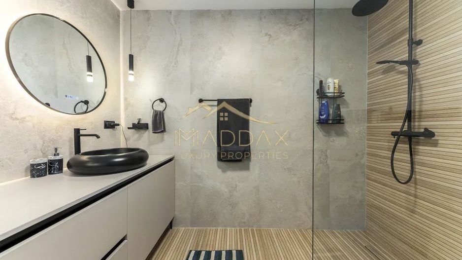 Vilă LUX de vânzare în Voluntari***360mp***4 dormitoare//piscina privata - Poză 17