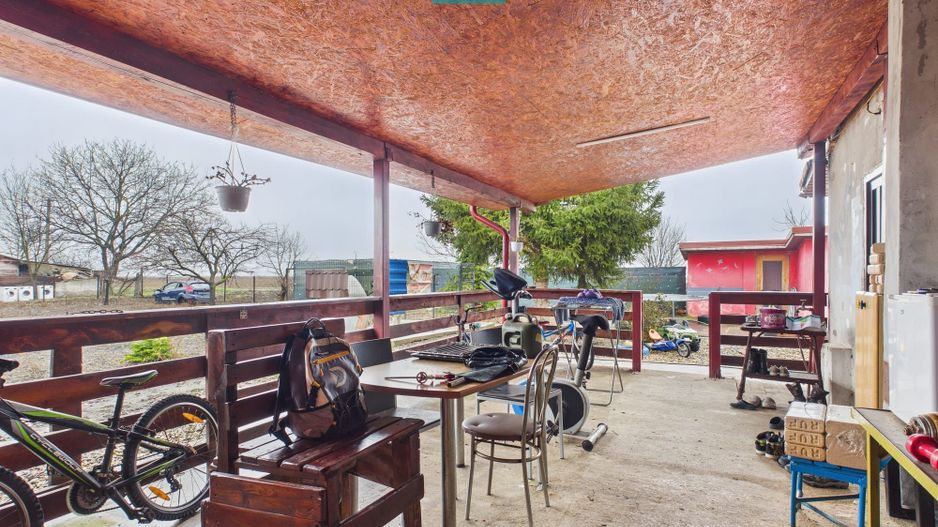 Casă frumoasă la Iratoș la preț bun - Poză 22