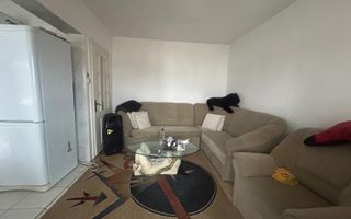 De vanzare Apartament 3 camere zona de jos - Poză 1