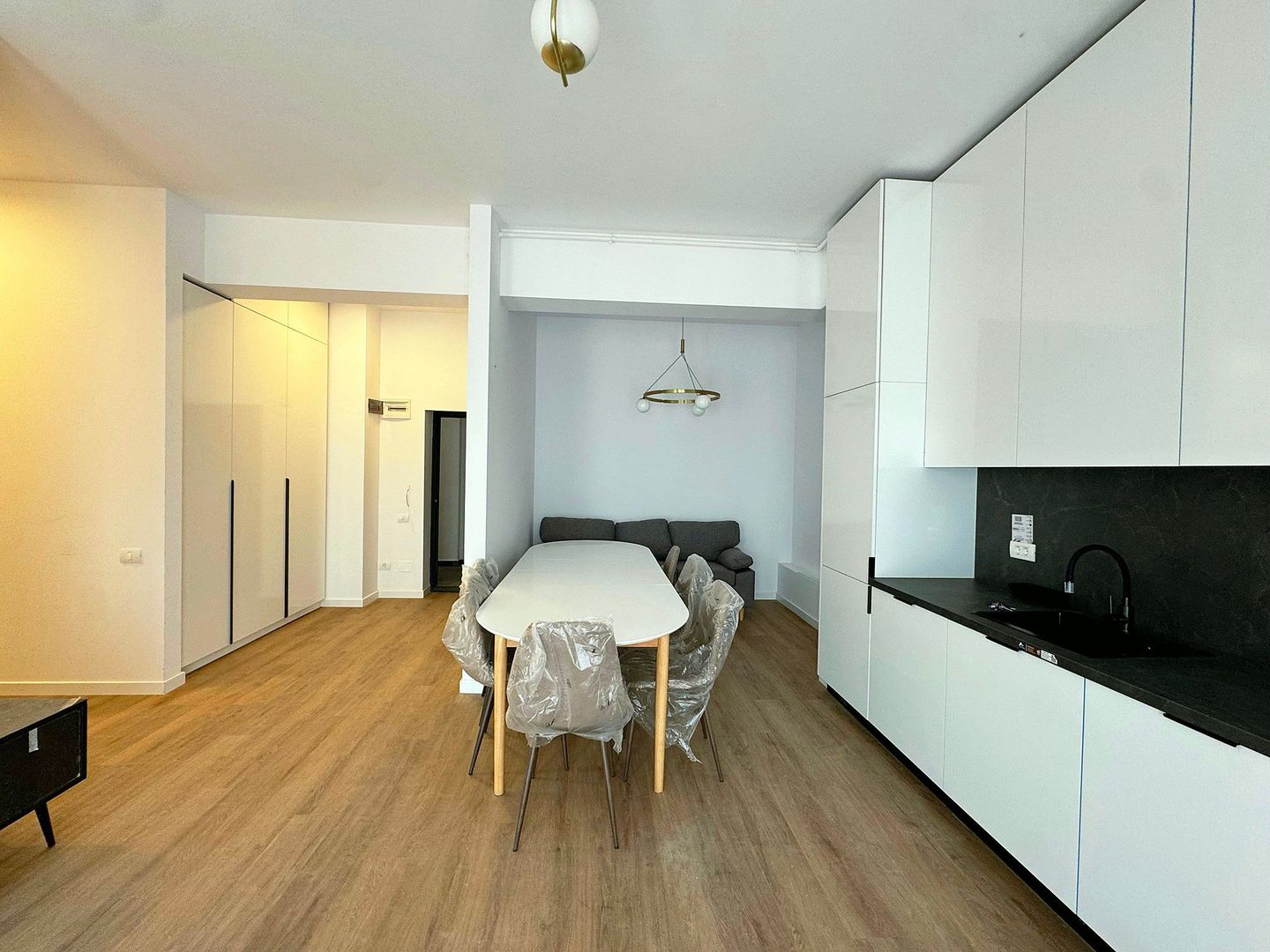 Apartament 3 camere nou, 80 mp + grădină 60 mp, parcare, Pipera, Sector 1 - Poză 3