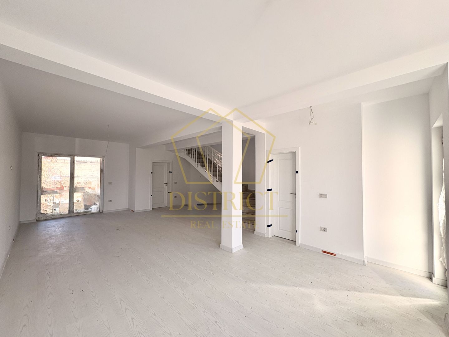 Duplex spațios cu 4 camere si 2 bai | Mosnita Noua | Lidl - Poză 3