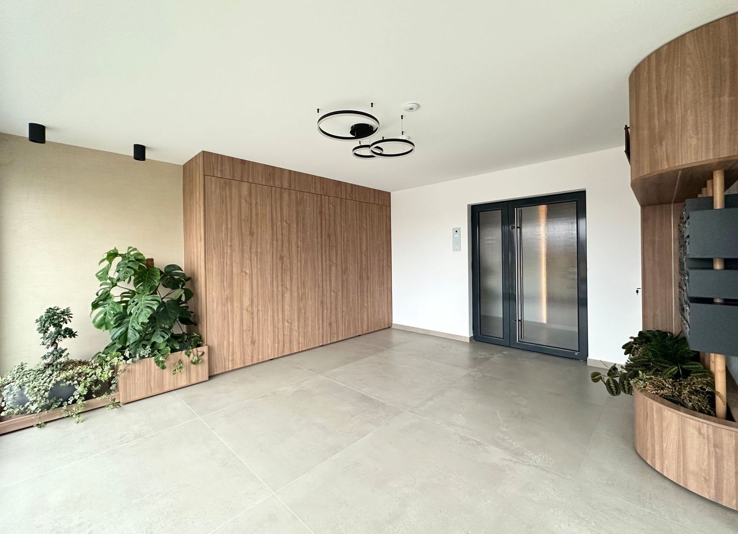 Apartament modern cu 3 camere în zona Coresi ROKMAN confort și exclusivitate - Poză 29