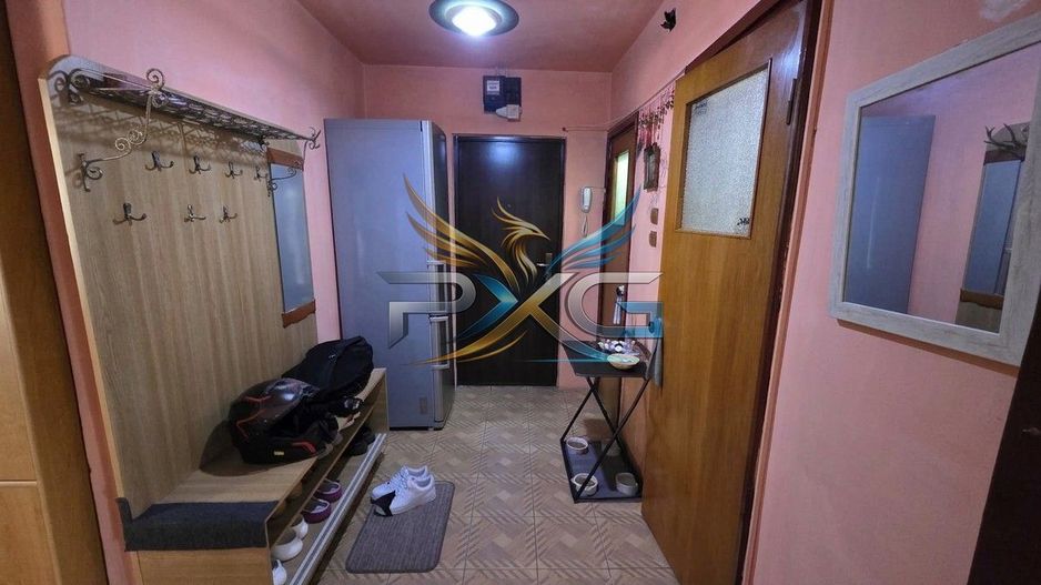 Apartament 3 camere Metrou Valea Ialomitei - Poză 1