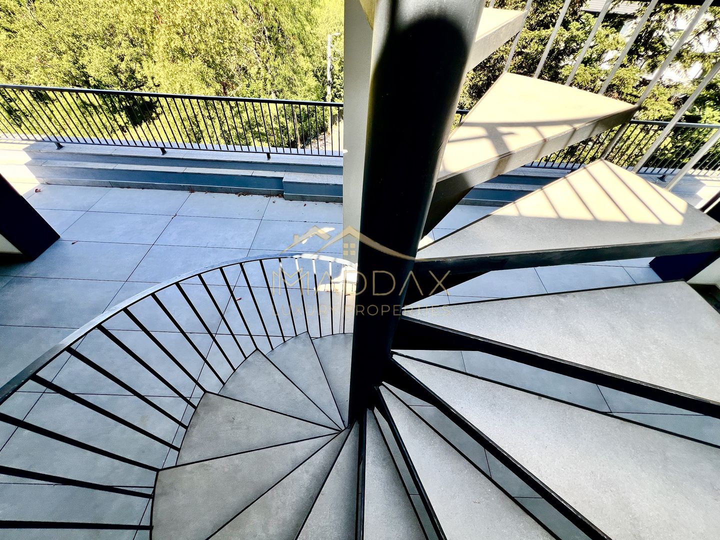 Apartament de Inchiriat | Iancu Nicolae | 154 mp | Terasa 150 mp | - Poză 21