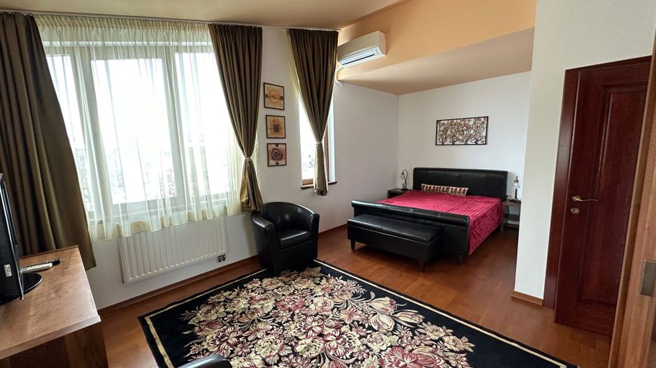 Casa calduroasa și primitoare  Dumbravita - Parc Primărie - Poză 9