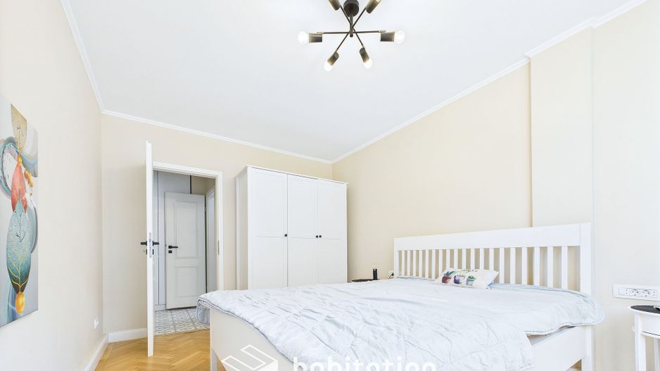 Apartament cu stil, energie vibranat  si terasa –in  Piața Victoriei - Poză 14