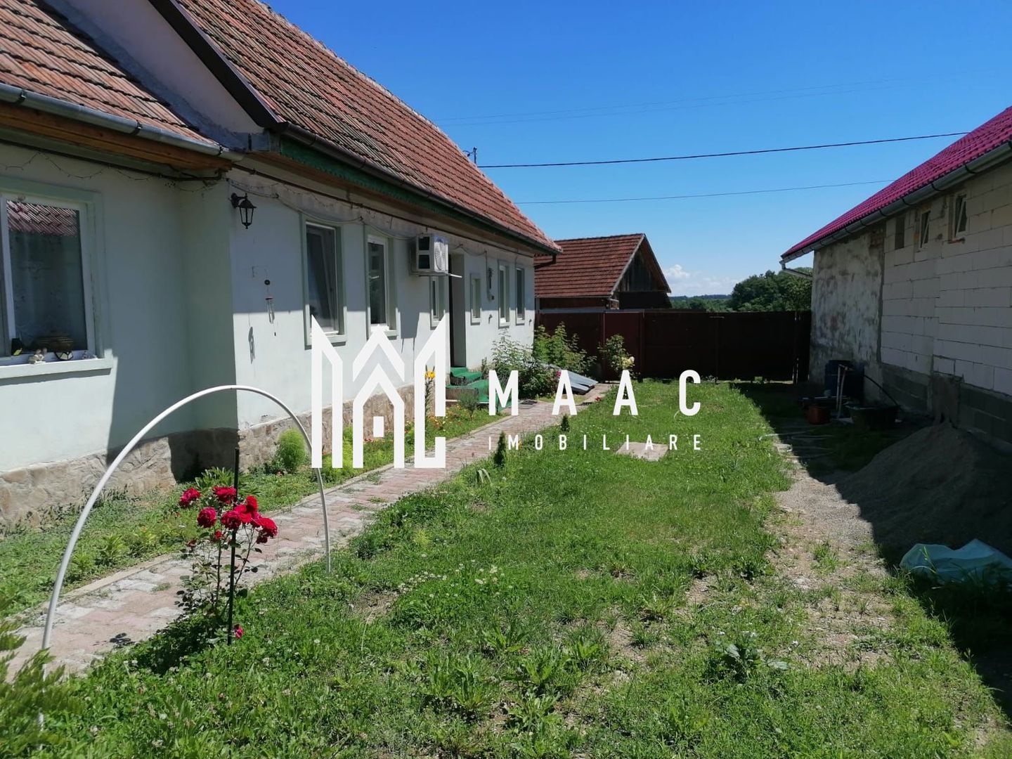 Casa individuala | Teren 868 MP | 2 bai | Pivnita | Arpasu - Poză 13
