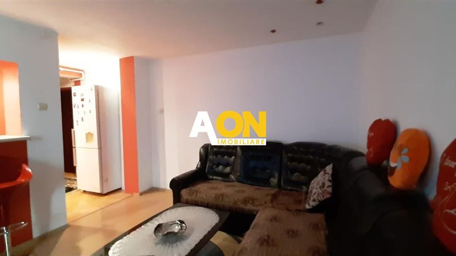 Apartament 3 camere, etaj 1, Cetate - Poză 3