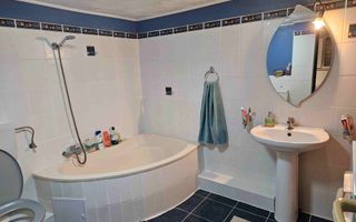 Casa indviduala cu 4 camere si teren generos - Jilava, Str. Garii - Poză 7