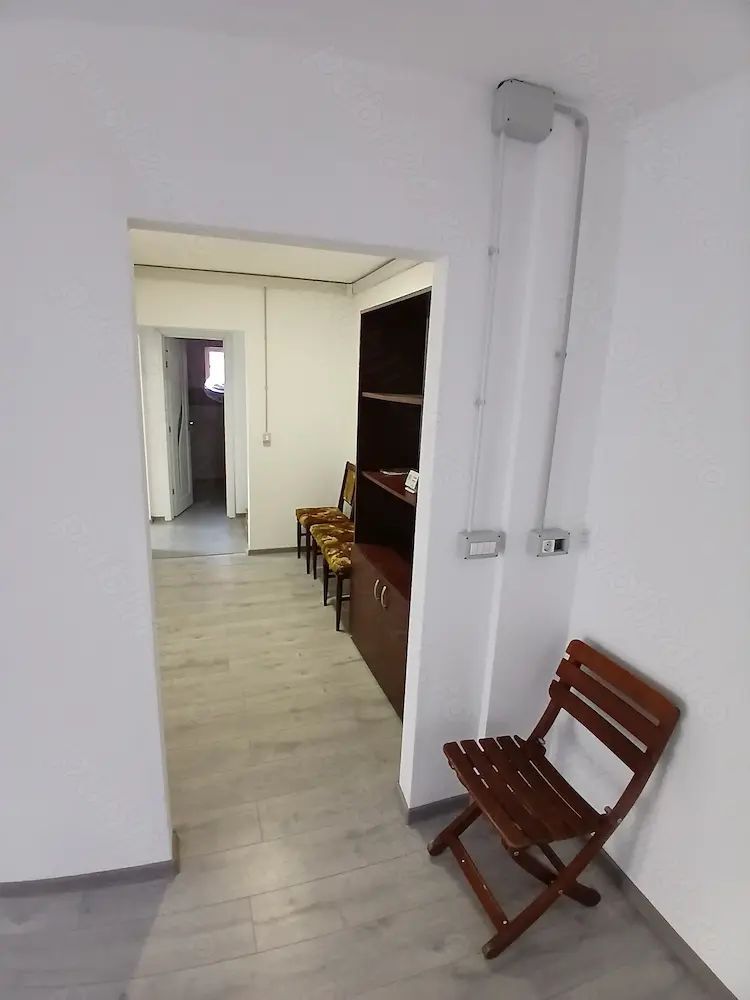 Spațiu comercial, 51 mpu, recent renovat, vad bun, Cetate, Alba Iulia - Poză 2
