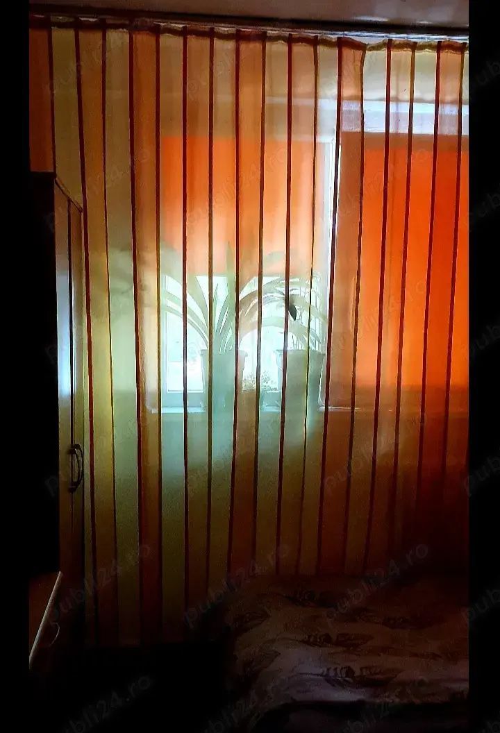 Apartament 2 camere de vanzare metroul Raul Doamnei - Poză 2