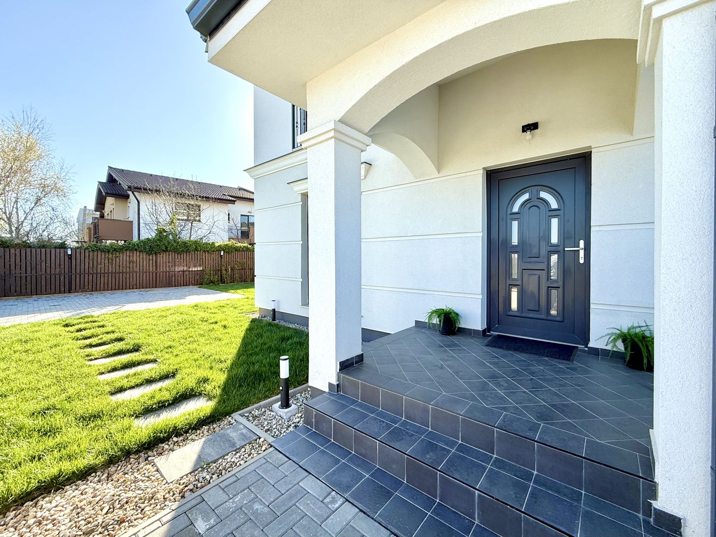 Duplex Modern la Prima Închiriere - Confort și Eleganță! - Poză 1