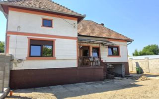 Casă semifinisată, 4 camere, 350 mp teren, la asfalt, zona Centru - Poză 1