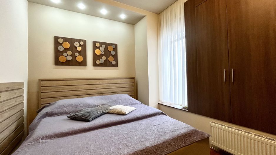 Casa spațioasă și primitoare cu garaj dublu, în Braytim – Soarelui - Poză 21