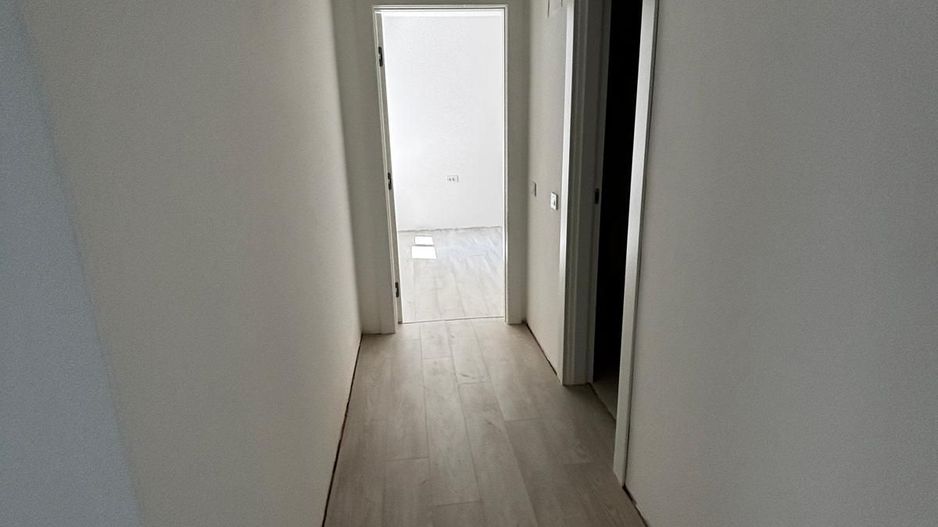 2 Camere Akcent City Bloc Nou I Metrou Jiului - Poză 5