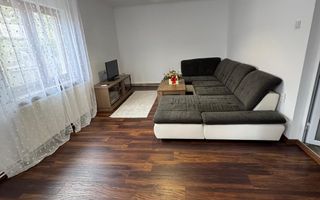 Casă de închiriat – Str. Trandafirilor - Poză 1