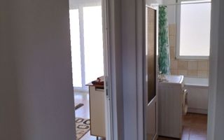 Vand apartament situat in Floresti - Poză 6