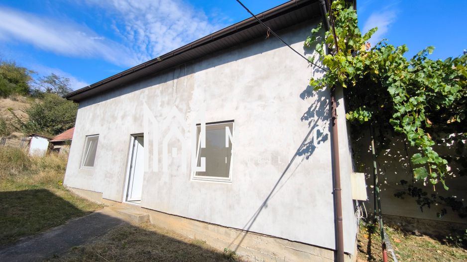 Casă de vânzare 3 camere | Ocna Sibiului | teren 1.010 mp - Poză 1