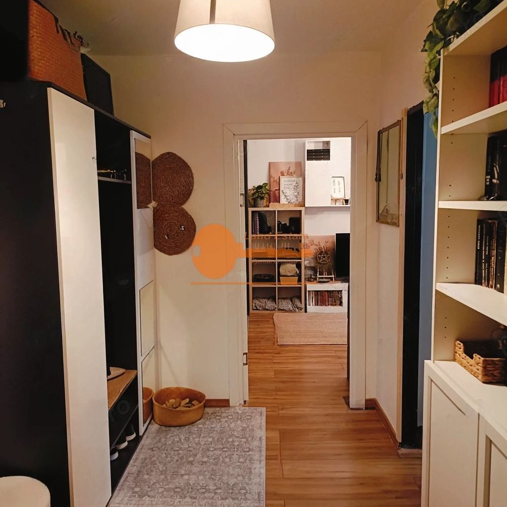 2 camere-6 minute de Metrou Crangasi - Poză 1