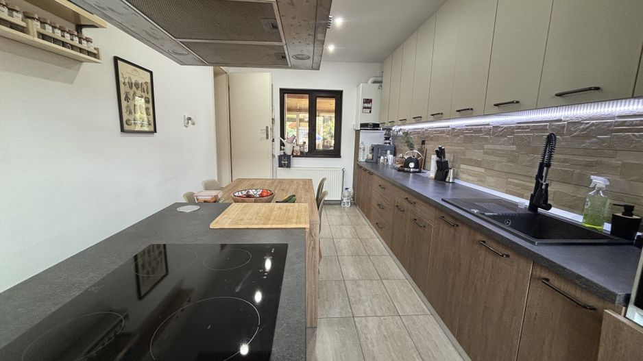 Vilă individuală/poziție avantajoasă în Dumbrăvița! - Poză 14