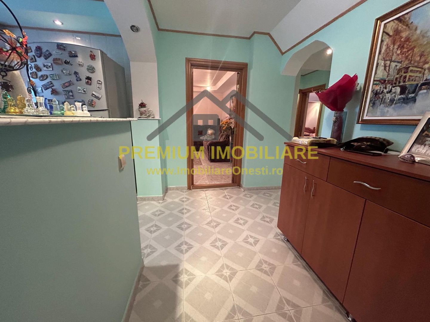 Apartament cu 3 camere zona mal - Poză 3