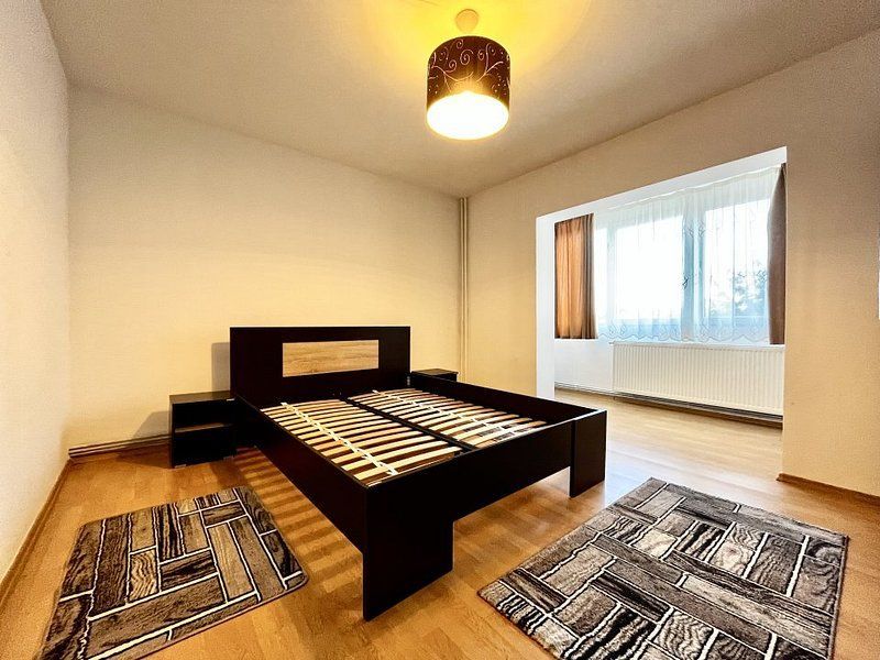 Un apartament spațios cu 3 camere, et. 1, in zona Girocului - Vladeasa - Poză 11