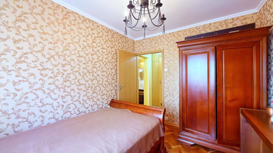 Apartament elegant cu saună proprie - Calea Mosilor 5/8 bloc 1980 - Poză 16