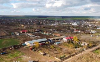 Vanzare ferma agricola Negru Voda - Constanta cu 240 hectare teren si utilaje - Poză 2