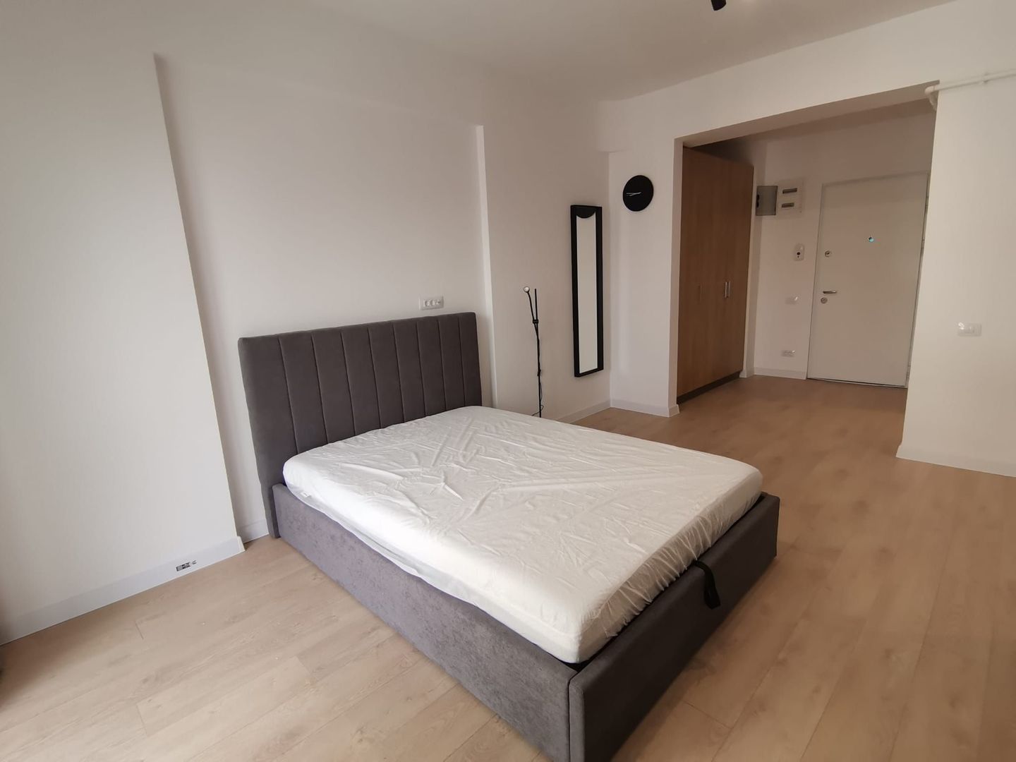 Garsoniera Politehnica-Grozavesti centrala, metrou - Poză 2