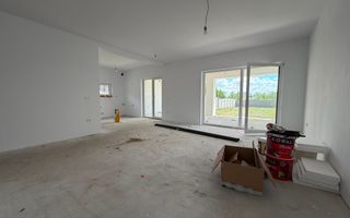 Casă Individuala | 3 camere | Toate utilitatile | Teren Generos | - Poză 2