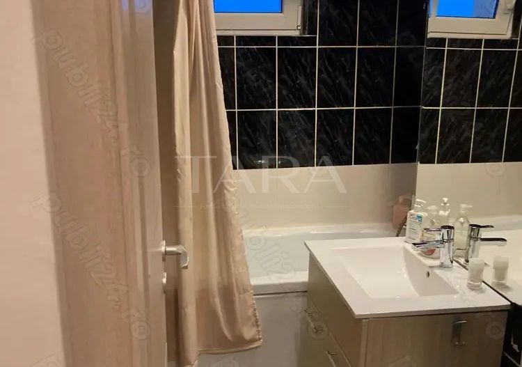 Apartament decomandat, Între Lacuri, 2 balcoane, zona Iulius Mall. - Poză 5