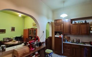 Vila generoasa,destinatii multiple - Poză 37