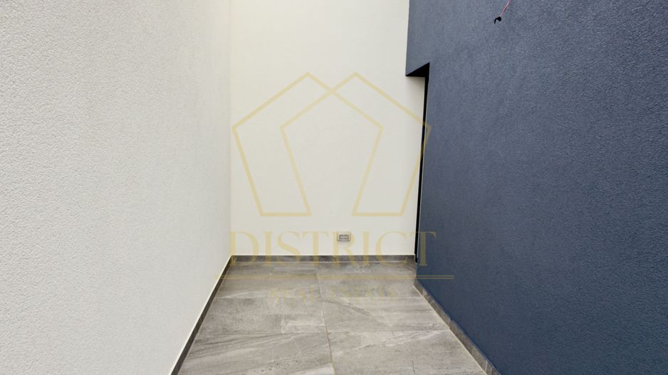 Com 0 | Duplex superb cu 5 camere despartit prin garaj | Dumbravita - Poză 8